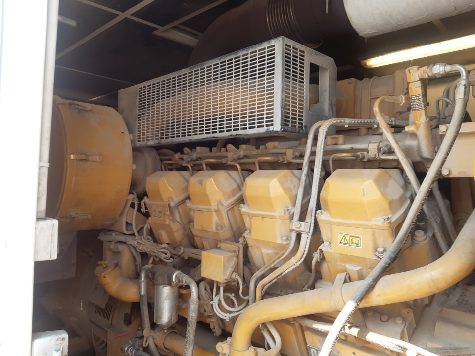 CATERPILLAR 3508 1100 kVa - Elektrisk generator: bilde 3 CATERPILLAR 3508 1100 kVa - Elektrisk generator: bilde 3