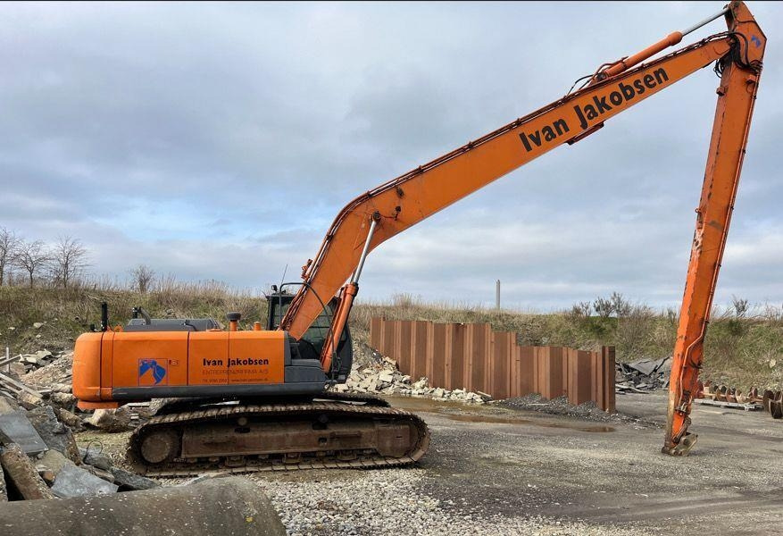 Hitachi ZX350 Long Reach Super Long Front 22 Meters SLF - Beltegraver: bilde 1 Hitachi ZX350 Long Reach Super Long Front 22 Meters SLF - Beltegraver: bilde 1