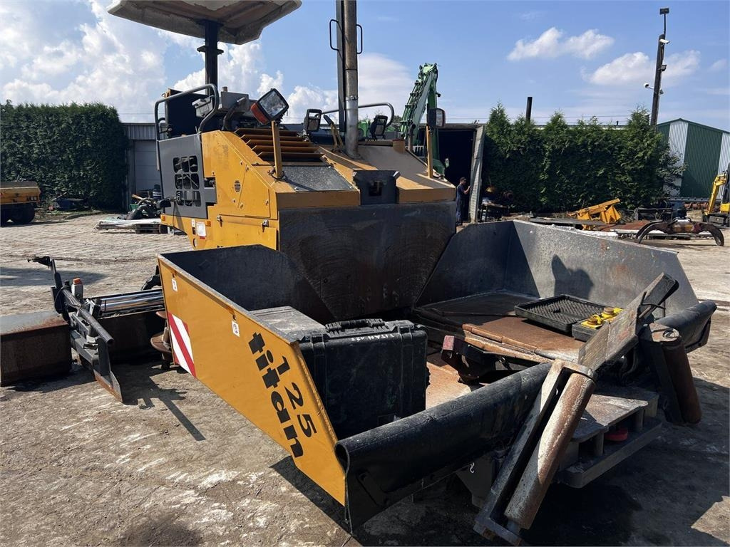 Volvo TITAN 125 - Asfaltutlegger: bilde 3 Volvo TITAN 125 - Asfaltutlegger: bilde 3