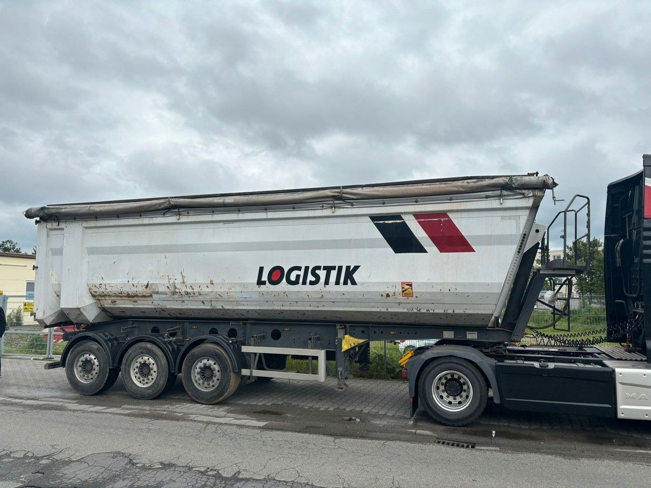 Kempf SKM 35-3 45m³/Stahl /Liftachse/Alufelgen /SAF Kempf SKM 35-3 45m³/Stahl /Liftachse/Alufelgen /SAF - Tippsemi: bilde 3 Kempf SKM 35-3 45m³/Stahl /Liftachse/Alufelgen /SAF Kempf SKM 35-3 45m³/Stahl /Liftachse/Alufelgen /SAF - Tippsemi: bilde 3