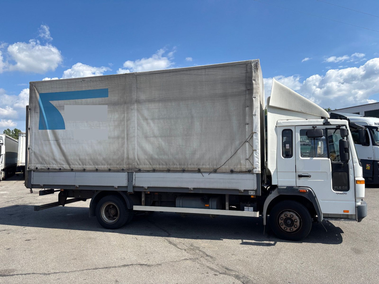 Volvo FL6 Klima/Luftfederung - Varebil med kapell: bilde 3 Volvo FL6 Klima/Luftfederung - Varebil med kapell: bilde 3