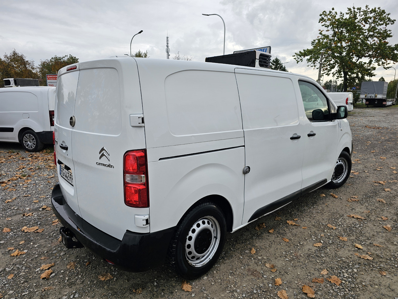 Citroen JUMPY CHLODNIA MROZNIA CARRIER+230V KLIMA NAVI EURO6 - Kjølebil: bilde 4 Citroen JUMPY CHLODNIA MROZNIA CARRIER+230V KLIMA NAVI EURO6 - Kjølebil: bilde 4