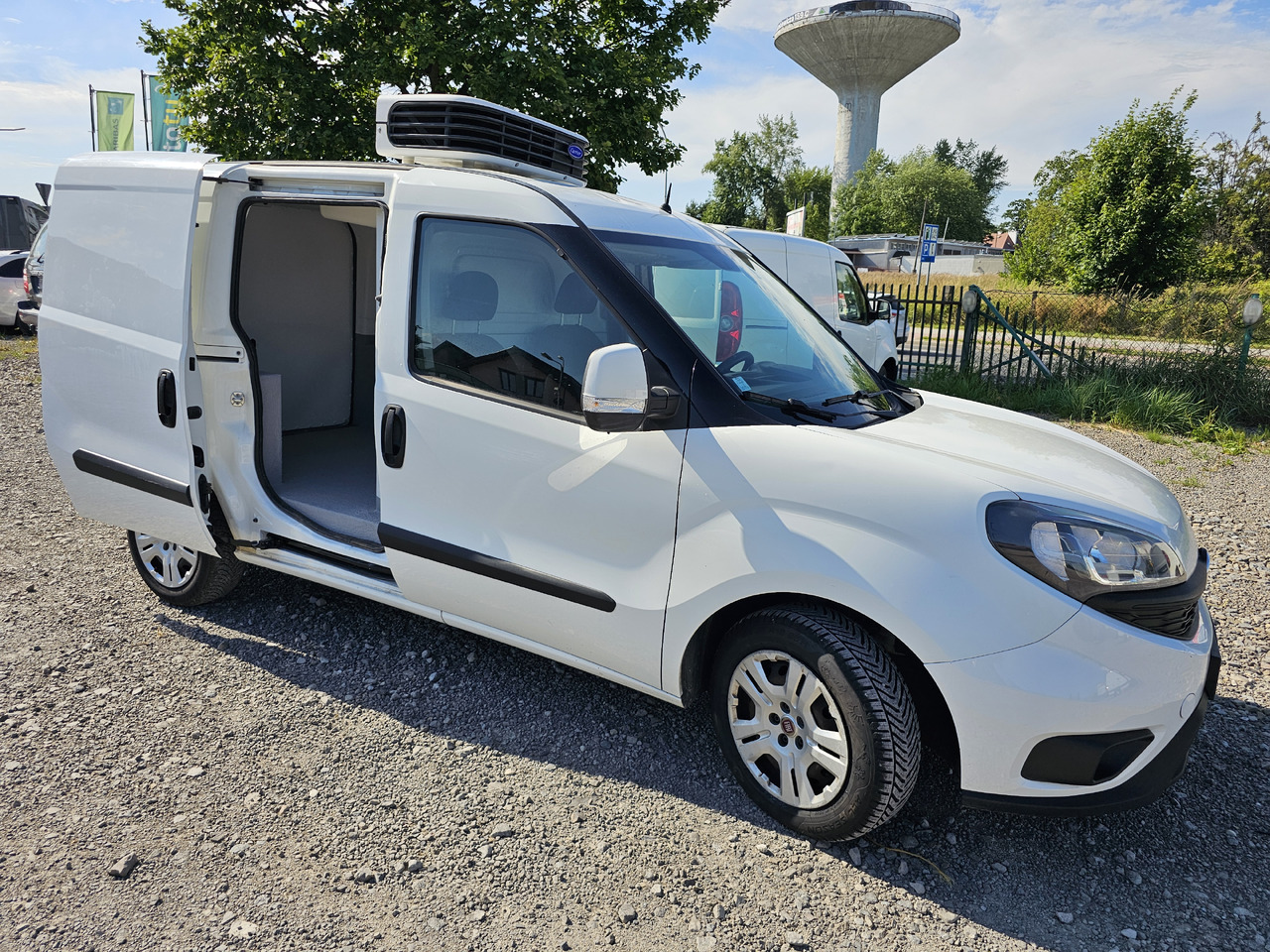 FIAT DOBLO CHLODNIA MROZNIA CARRIER KLIMA EURO6 - Kjølebil: bilde 1 FIAT DOBLO CHLODNIA MROZNIA CARRIER KLIMA EURO6 - Kjølebil: bilde 1