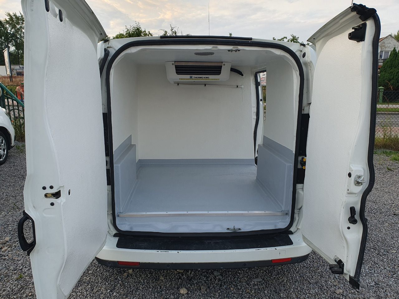 FIAT DOBLO CHLODNIA THERMOKING KLIMA EURO6 - Kjølebil: bilde 1 FIAT DOBLO CHLODNIA THERMOKING KLIMA EURO6 - Kjølebil: bilde 1