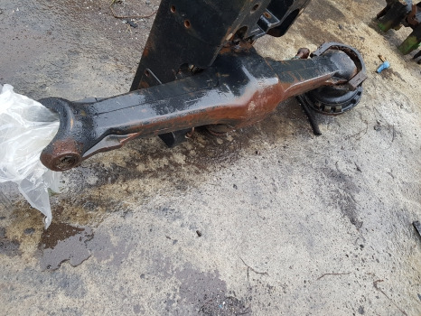 Case 5120, 5130, 5140 Carraro Front Axle Beam, Casting 122945, 1995412c2 - Foraksel for Landbruksteknikk: bilde 1 Case 5120, 5130, 5140 Carraro Front Axle Beam, Casting 122945, 1995412c2 - Foraksel for Landbruksteknikk: bilde 1