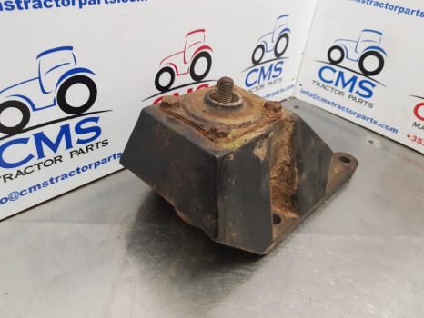 Case 5140, 5120, 5130, 5150, 5220, 5250, Cab Support Mounts 1531800c1 - Førerhusfjæring: bilde 3 Case 5140, 5120, 5130, 5150, 5220, 5250, Cab Support Mounts 1531800c1 - Førerhusfjæring: bilde 3