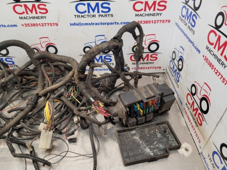Case Jx80 Upgrade Tier 2 Cab Wiring Loom Cab Wiring Loom, Fuse Box - Kabel/ Ledninger: bilde 3 Case Jx80 Upgrade Tier 2 Cab Wiring Loom Cab Wiring Loom, Fuse Box - Kabel/ Ledninger: bilde 3