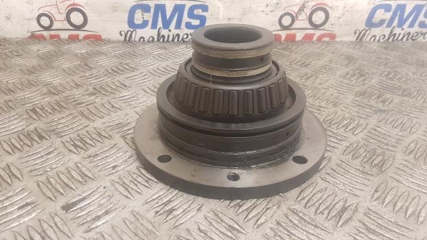 Case Mxc, Maxxum Mx, 5000, Mx110 Rear Axle Carrier Ball Race 1345919c1, 1345892 - Bakaksel: bilde 1 Case Mxc, Maxxum Mx, 5000, Mx110 Rear Axle Carrier Ball Race 1345919c1, 1345892 - Bakaksel: bilde 1