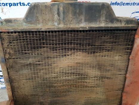 David Brown Case 1390, 1290, 1294 Cooling Radiator,cowl K300103, K262827 - Radiator for Traktor: bilde 5 David Brown Case 1390, 1290, 1294 Cooling Radiator,cowl K300103, K262827 - Radiator for Traktor: bilde 5