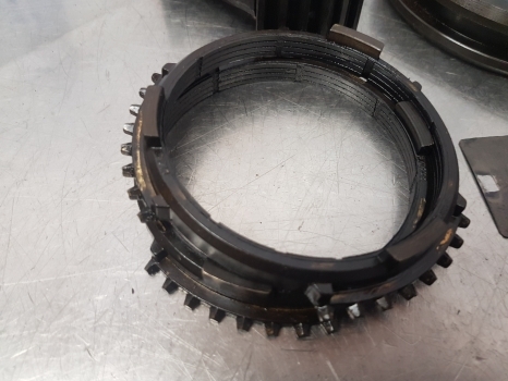 Fiat 70-90, 90, 66, 76 Series, Transmission Synchronizer 5138221, 5127396 - Transmisjon: bilde 4 Fiat 70-90, 90, 66, 76 Series, Transmission Synchronizer 5138221, 5127396 - Transmisjon: bilde 4