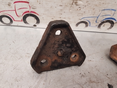 Ford 10 Ser 7810 Carraro Front Axle King Pin Pair Top, Bottom Car115729, 115729 - Foraksel for Traktor: bilde 5 Ford 10 Ser 7810 Carraro Front Axle King Pin Pair Top, Bottom Car115729, 115729 - Foraksel for Traktor: bilde 5