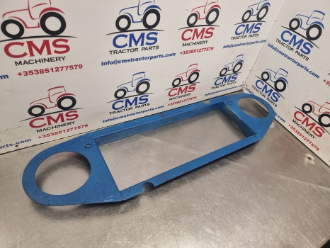 Ford 4610, 10 Series, Lp Cab Fan Blower Support, Cover E3nn18a295aa, 83944215 - Førerhus og interiør: bilde 2 Ford 4610, 10 Series, Lp Cab Fan Blower Support, Cover E3nn18a295aa, 83944215 - Førerhus og interiør: bilde 2