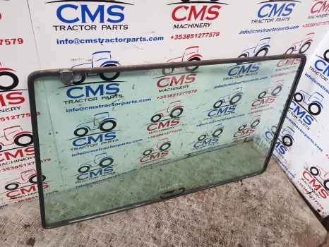 Ford 4610 Ap, Lp Cab Front Windscreen And Seal 83956746, 89403102, E3nn9403102bb - Frontrute for Traktor: bilde 5 Ford 4610 Ap, Lp Cab Front Windscreen And Seal 83956746, 89403102, E3nn9403102bb - Frontrute for Traktor: bilde 5
