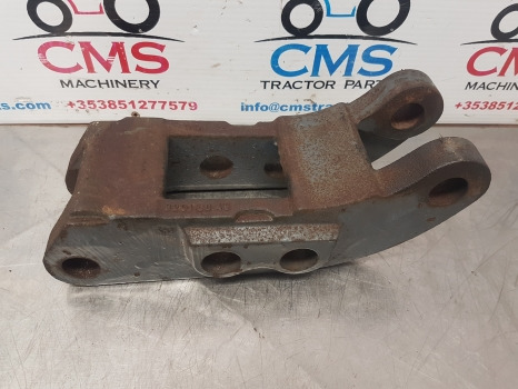 Ford New Holland 40, Ts Series 8340, 8240 Top Link Bracket 82010045, 82007674 - Fjæring: bilde 1 Ford New Holland 40, Ts Series 8340, 8240 Top Link Bracket 82010045, 82007674 - Fjæring: bilde 1