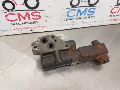 Ford New Holland 7840, 40 Serie Hydraulic Brake Valve For Parts Only F0nn2n073bd - Bremseventil for Traktor: bilde 4 Ford New Holland 7840, 40 Serie Hydraulic Brake Valve For Parts Only F0nn2n073bd - Bremseventil for Traktor: bilde 4
