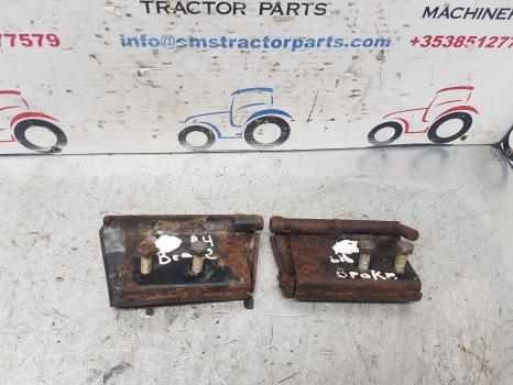 Ford Q, Lp, Ap Cab Brake Pedal Kit 40, 30 Mm - Pedal for Traktor: bilde 1 Ford Q, Lp, Ap Cab Brake Pedal Kit 40, 30 Mm - Pedal for Traktor: bilde 1