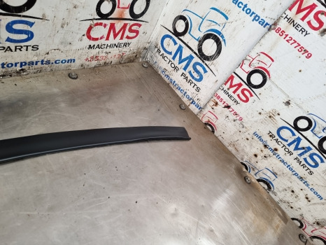 Ford Sq Cab, 10, Tw, 30 Cab Mudguard Seal E4nn16r322ab, E4nn16r322ac - Fløy: bilde 5 Ford Sq Cab, 10, Tw, 30 Cab Mudguard Seal E4nn16r322ab, E4nn16r322ac - Fløy: bilde 5