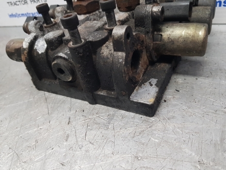 Jcb Tm310, 531-70 Ps760, Luc 6s Transmission Control Valve 459/10199, 459/10241 - Transmisjon for Traktor: bilde 3 Jcb Tm310, 531-70 Ps760, Luc 6s Transmission Control Valve 459/10199, 459/10241 - Transmisjon for Traktor: bilde 3