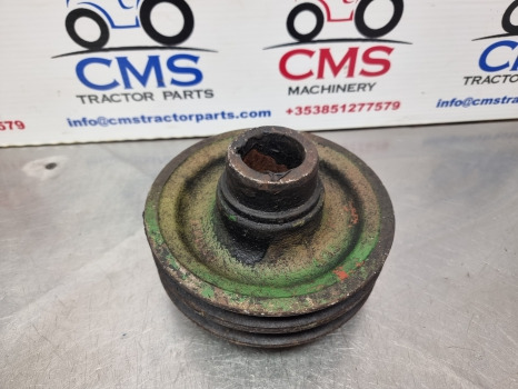 John Deere 1950, 2040, 2140, Crankshaft Pulley R70443 - Reimstrammer for Traktor: bilde 2 John Deere 1950, 2040, 2140, Crankshaft Pulley R70443 - Reimstrammer for Traktor: bilde 2