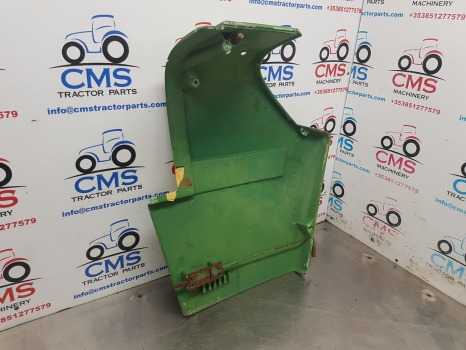 John Deere 2040, 2140, 1640, 2550 Battery Cowl Cover Right Al31039 - Karosseri og eksteriør: bilde 3 John Deere 2040, 2140, 1640, 2550 Battery Cowl Cover Right Al31039 - Karosseri og eksteriør: bilde 3
