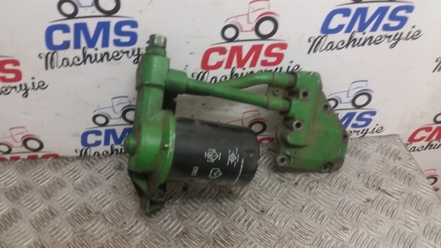 John Deere 6110 Oil Filter Head And Adapter Fitting Re503727, Re519885, R501436 - Oljefilter for Traktor: bilde 2 John Deere 6110 Oil Filter Head And Adapter Fitting Re503727, Re519885, R501436 - Oljefilter for Traktor: bilde 2