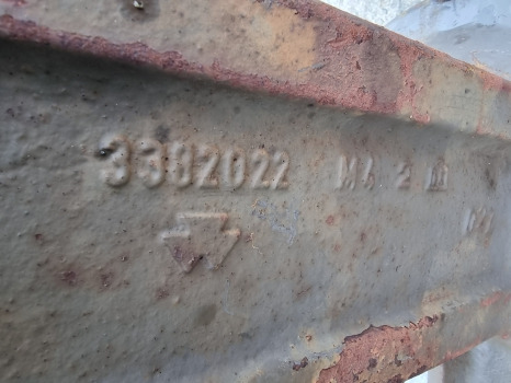 Massey Ferguson 3050, 3060, 6120, Rear Axle Housing Lh 3382022m4, 3382146m19 - Bakaksel: bilde 2 Massey Ferguson 3050, 3060, 6120, Rear Axle Housing Lh 3382022m4, 3382146m19 - Bakaksel: bilde 2