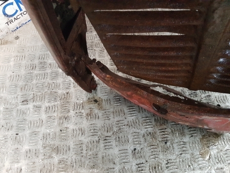 Massey Ferguson 35, 35x Bonnet, Hood Original 1884060m91, 826815m91, 826816m91 - Panser for Traktor: bilde 4 Massey Ferguson 35, 35x Bonnet, Hood Original 1884060m91, 826815m91, 826816m91 - Panser for Traktor: bilde 4