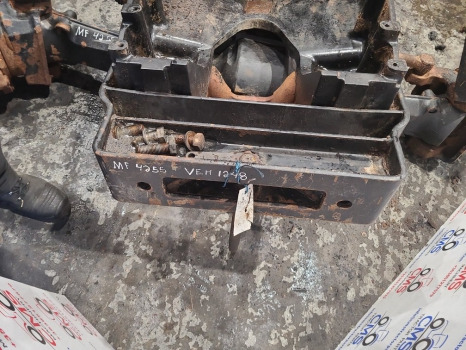 Massey Ferguson 4245, 4255, 4265, 4260, 4345 Front Weight Carrier 3809239p92 - Motvekt: bilde 3 Massey Ferguson 4245, 4255, 4265, 4260, 4345 Front Weight Carrier 3809239p92 - Motvekt: bilde 3