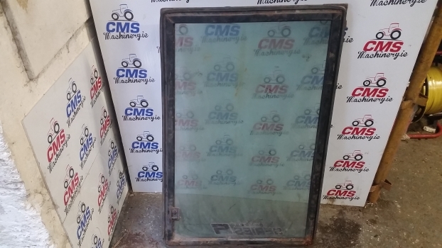 Massey Ferguson 50 Hx S Cab Rear Window Left Assembly - Vindu og deler for Traktorgraver: bilde 3 Massey Ferguson 50 Hx S Cab Rear Window Left Assembly - Vindu og deler for Traktorgraver: bilde 3