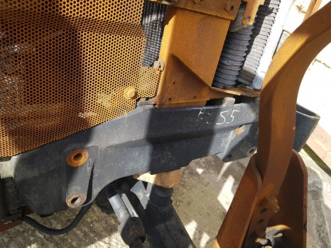 Massey Ferguson 5445, 5455, 5435, 5425 Front Axle Bracket 3777594m16 - Fjæring: bilde 1 Massey Ferguson 5445, 5455, 5435, 5425 Front Axle Bracket 3777594m16 - Fjæring: bilde 1