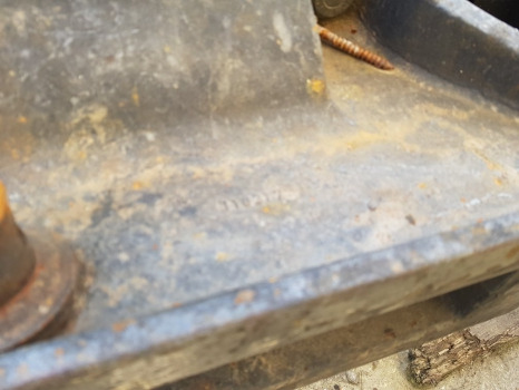 Massey Ferguson 5455, 5445, 5612, 5712, 5713 Front Weight Carrier 4270492m1 - Motvekt: bilde 3 Massey Ferguson 5455, 5445, 5612, 5712, 5713 Front Weight Carrier 4270492m1 - Motvekt: bilde 3