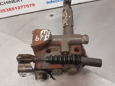 Massey Ferguson 675, 399, 372n, 375, 4225, 4255 Hydraulic Valve Assy 1679099m95 - Hydraulisk ventil for Traktor: bilde 5 Massey Ferguson 675, 399, 372n, 375, 4225, 4255 Hydraulic Valve Assy 1679099m95 - Hydraulisk ventil for Traktor: bilde 5