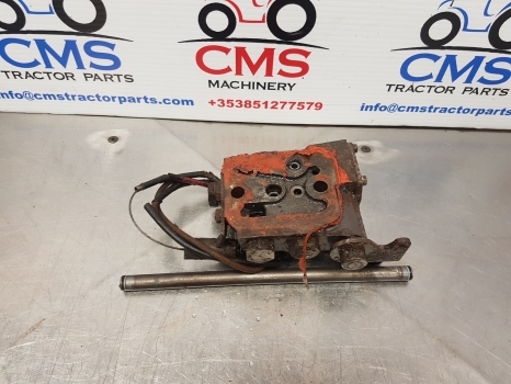 Massey Ferguson 675, 399, 372n, 375, 4225, 4255 Hydraulic Valve Assy 1679099m95 - Hydraulisk ventil for Traktor: bilde 4 Massey Ferguson 675, 399, 372n, 375, 4225, 4255 Hydraulic Valve Assy 1679099m95 - Hydraulisk ventil for Traktor: bilde 4