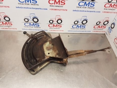 Massey Ferguson 690, 8650, 460 Draft Position Controls 1679918m91, 1679927m93 - Hydraulikk for Traktor: bilde 2 Massey Ferguson 690, 8650, 460 Draft Position Controls 1679918m91, 1679927m93 - Hydraulikk for Traktor: bilde 2