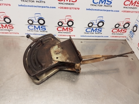 Massey Ferguson 690, 8650, 460 Draft Position Controls 1679918m91, 1679927m93 - Hydraulikk for Traktor: bilde 1 Massey Ferguson 690, 8650, 460 Draft Position Controls 1679918m91, 1679927m93 - Hydraulikk for Traktor: bilde 1