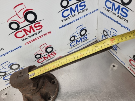 Massey Ferguson 699, 2600 Series, Front Axle Spindle And Hub 1675753m91 - Foraksel: bilde 5 Massey Ferguson 699, 2600 Series, Front Axle Spindle And Hub 1675753m91 - Foraksel: bilde 5