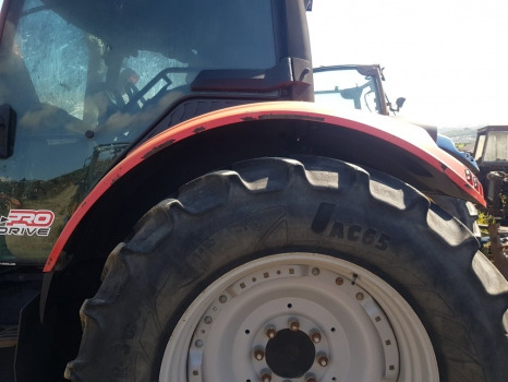 Mccormick X7.650 Cab Mudguard Fender Rear Kit - Fløy for Traktor: bilde 4 Mccormick X7.650 Cab Mudguard Fender Rear Kit - Fløy for Traktor: bilde 4