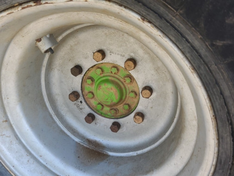 Merlo P28.7 Kt Rear Axle Hub Complete Lhs - Bakaksel: bilde 1 Merlo P28.7 Kt Rear Axle Hub Complete Lhs - Bakaksel: bilde 1