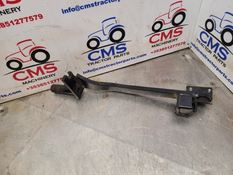 New Holland T4000, Tnd, Tn70sa, Tn60 Da Deluxe Top Link Holder Bracket 87563740 - Fjæring: bilde 3 New Holland T4000, Tnd, Tn70sa, Tn60 Da Deluxe Top Link Holder Bracket 87563740 - Fjæring: bilde 3
