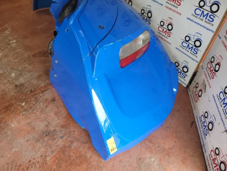 New Holland T5.95, T5.100, T5.110 Cab Rear Mudguard Fender Rhs 47455160, 47939350 - Fløy: bilde 4 New Holland T5.95, T5.100, T5.110 Cab Rear Mudguard Fender Rhs 47455160, 47939350 - Fløy: bilde 4