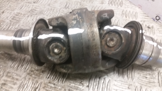 Same, Lamborghini, Deutz Agrotron 150 Front Axle Drive Shaft Right 04415115.4 - Drivaksel for Traktor: bilde 2 Same, Lamborghini, Deutz Agrotron 150 Front Axle Drive Shaft Right 04415115.4 - Drivaksel for Traktor: bilde 2