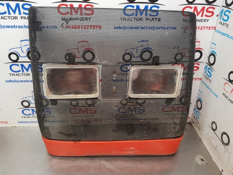 Same Silver 100.4, 100.6, 80 Row Crop Nose Cone Grille, Grill Panel 0.008.9683.2 - Fløy: bilde 1 Same Silver 100.4, 100.6, 80 Row Crop Nose Cone Grille, Grill Panel 0.008.9683.2 - Fløy: bilde 1