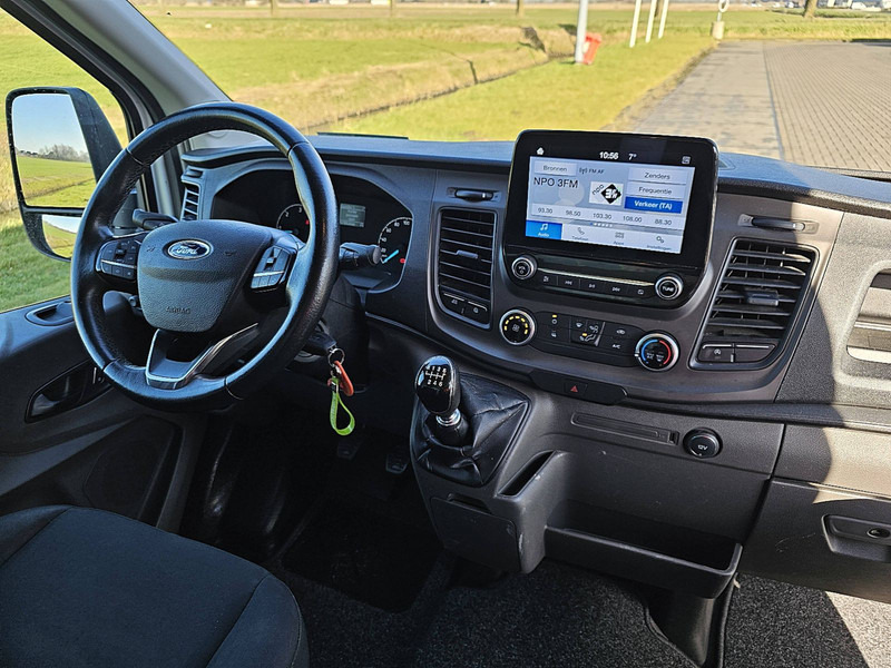 Interior photo 2: Varebil med skap Ford Transit 2.0 Bakwagen Laadklep!