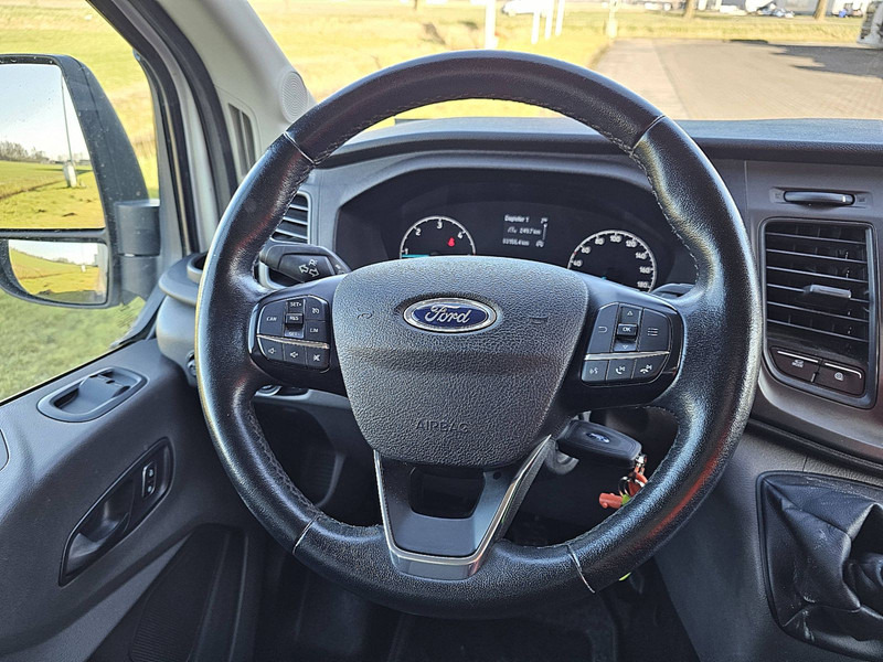 Interior photo 3: Varebil med skap Ford Transit 2.0 Bakwagen Laadklep!