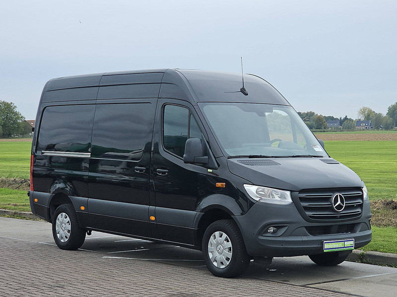 Mercedes-Benz Sprinter 317 L2H2 Mbux 360camera! - Kassebil: bilde 4 Mercedes-Benz Sprinter 317 L2H2 Mbux 360camera! - Kassebil: bilde 4