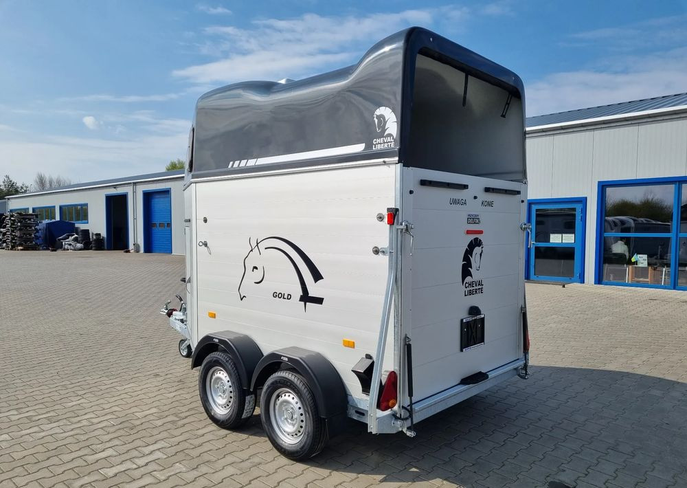 CHEVAL LIBERTÉ Cheval Liberte Gold First Alu + siodlarnia przyczepa dwukonna - Hestehenger: bilde 5 CHEVAL LIBERTÉ Cheval Liberte Gold First Alu + siodlarnia przyczepa dwukonna - Hestehenger: bilde 5