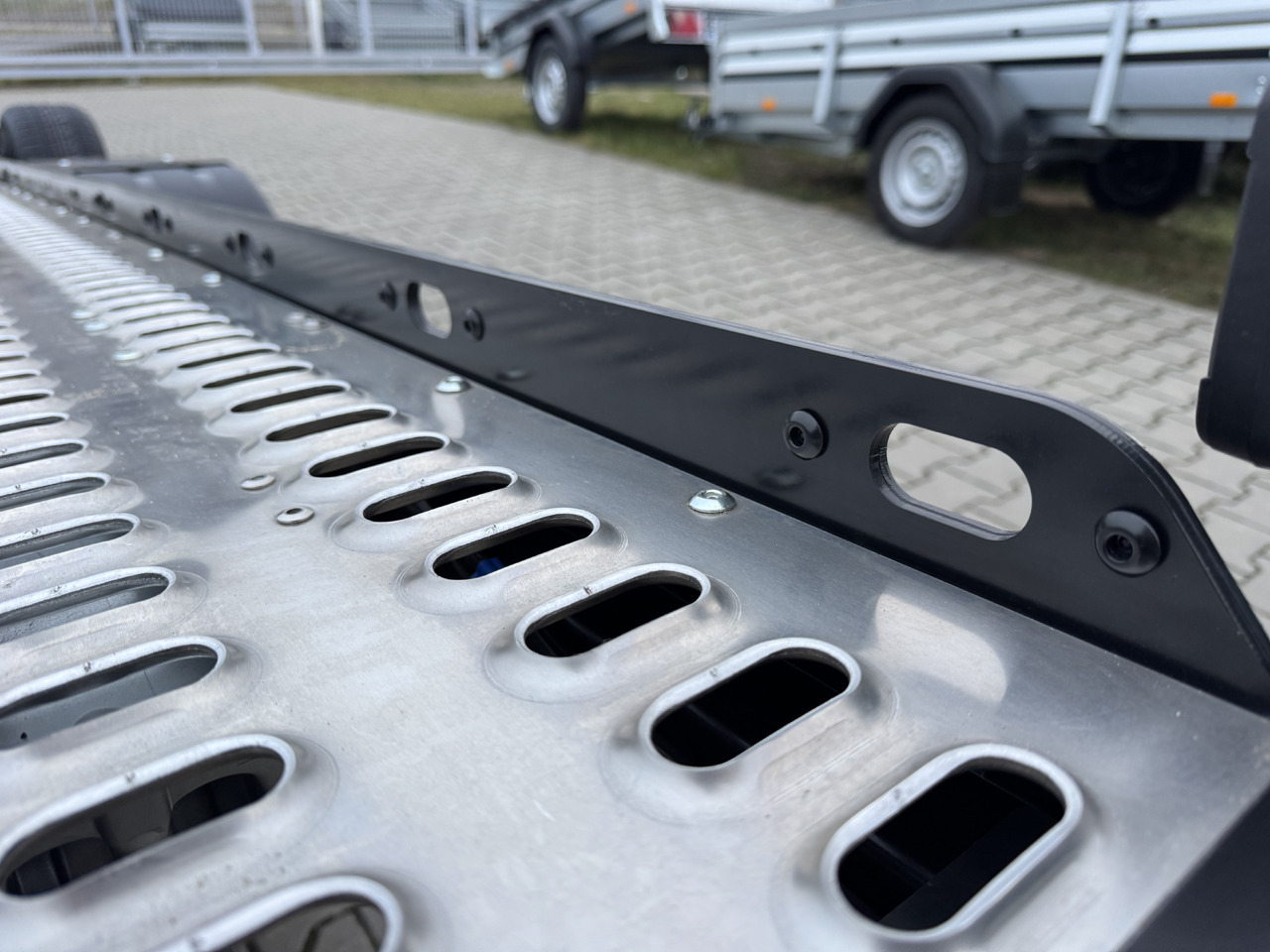 Leie Lorries PLAXX27-4520 – laweta aluminiowa 2,7T Lorries PLAXX27-4520 – laweta aluminiowa 2,7T: bilde 26