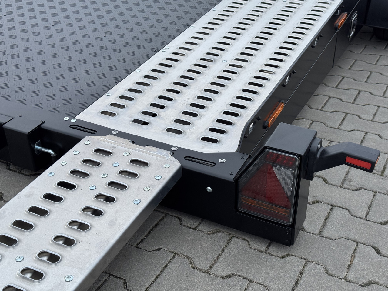 Leie Lorries PLAXX27-4520 – laweta aluminiowa 2,7T Lorries PLAXX27-4520 – laweta aluminiowa 2,7T: bilde 22