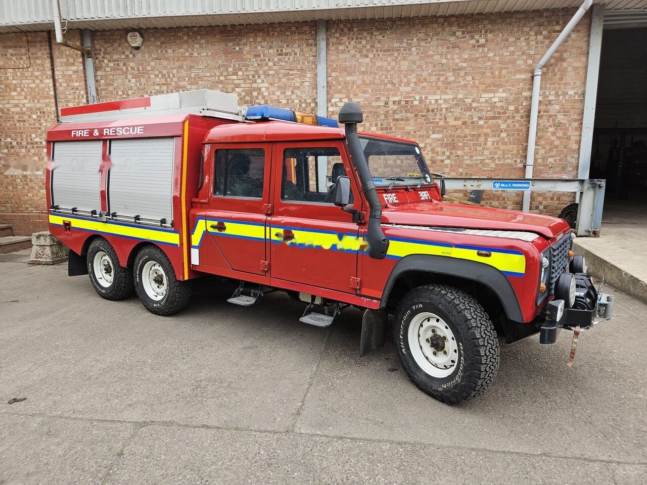 Land Rover 130 - Brannbil: bilde 4 Land Rover 130 - Brannbil: bilde 4