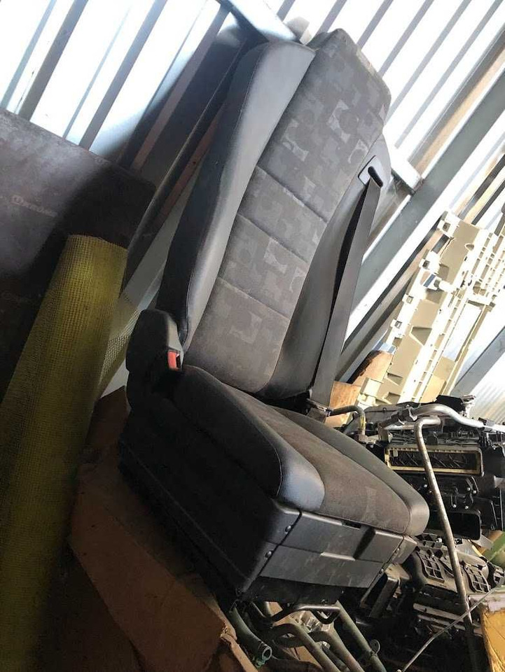 Foteli siedzenia komplet Mercedes Actros nowe - Sete for Lastebil: bilde 4 Foteli siedzenia komplet Mercedes Actros nowe - Sete for Lastebil: bilde 4